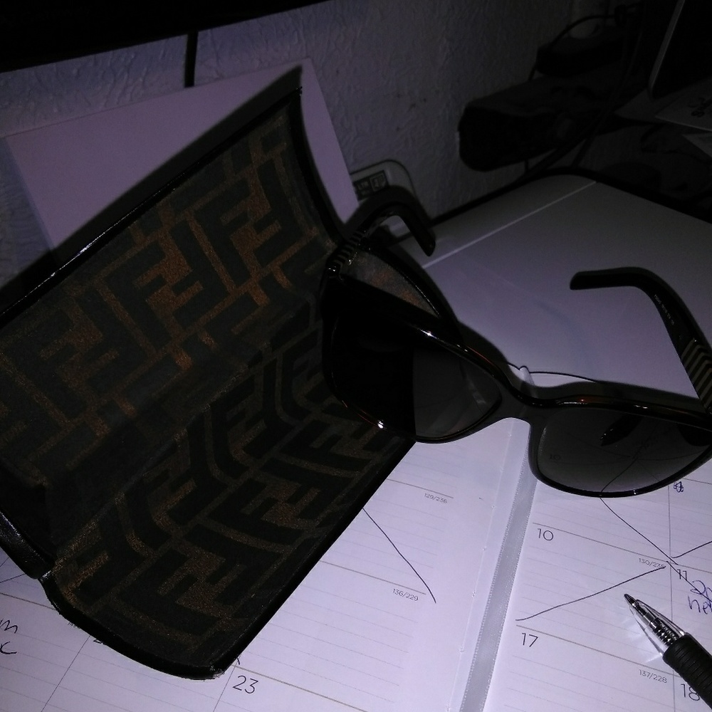 Fendi sun glasses